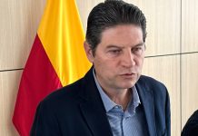 “Es buena iniciativa”: Alfonso Martínez apoya medida de diputado que ofrece hasta 10 mil pesos por denunciar a familiares