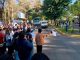 Con manifestación pacífica y bloqueos, en Uruapan continúan protestas por el homicidio del alcalde Carlos Manzo