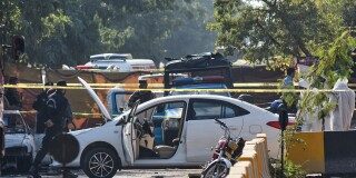 Explosión suicida frente a tribunales en Islamabad Pakistán deja 12 muertos y eleva las tensiones en la región