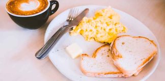 ¿Se puede comer huevo y beber café si se padece hígado graso? Esto dicen los expertos