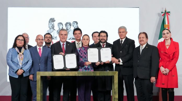 Sheinbaum anuncia reforma laboral y postura internacional en la mañanera