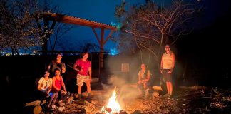 El significado de hacer fogatas en familia durante la celebración de Año Nuevo