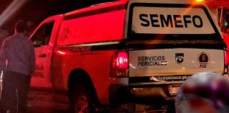 Menor pierde la vida en choque de motocicletas en Jungapeo; dos jóvenes resultan heridos