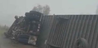 Se registra volcadura de tractocamión en la Pátzcuaro-Quiroga