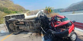 Fatal choque múltiple en la autopista siglo XXI; hay un muerto y un herido