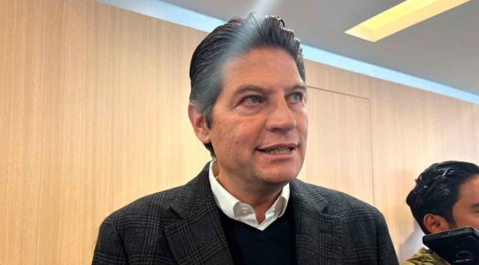 Asegura edil moreliano que existen intereses políticos en la junta local de Santa María