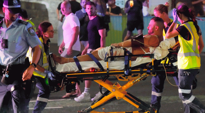 Violento tiroteo en Bondi Beach deja varios muertos y heridos en Australia
