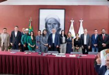 Bedolla y alcaldes construirán 10 nuevos planteles para bachillerato