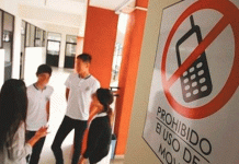SEP y padres de familia respaldan regulación de celulares en escuelas; buscan mejorar aprendizaje
