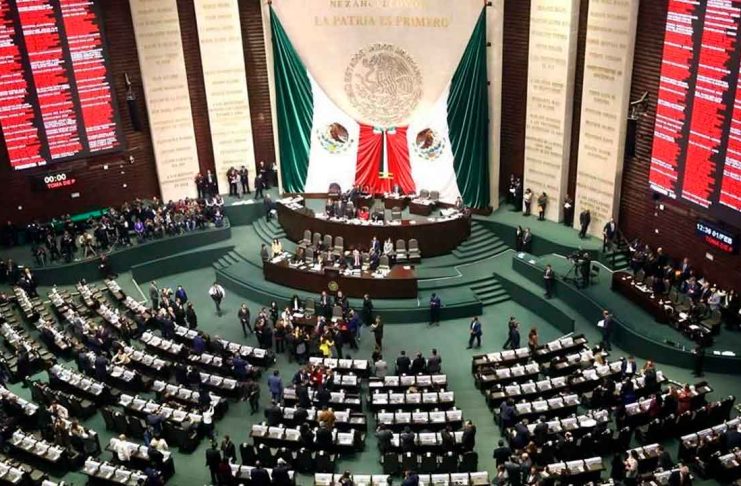 Congreso mexicano entra en “megapuente” de 20 días