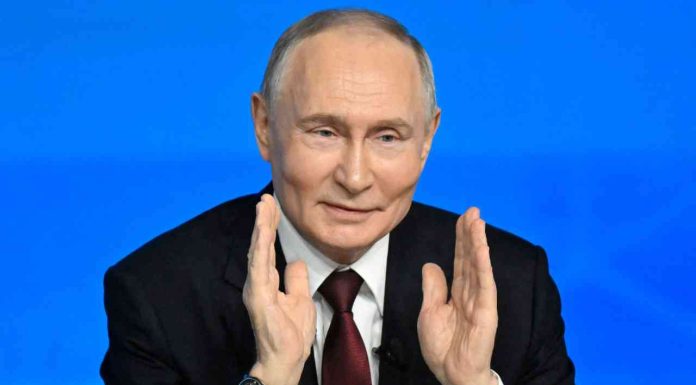 Putin pide que Occidente lo respete para evitar guerras