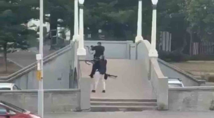 Tiroteo en Bondi Beach durante celebración de Janucá deja al menos 12 muertos en Sydney