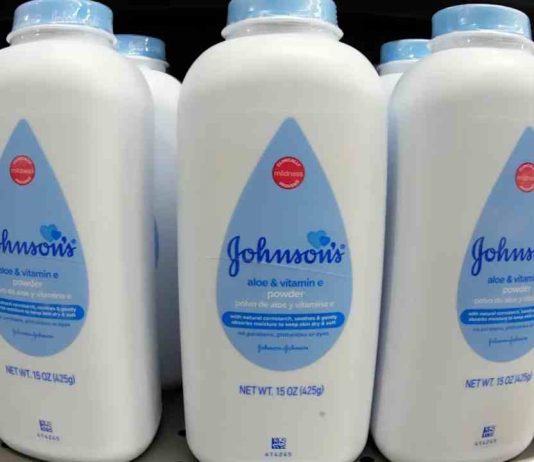 Johnson & Johnson deberá pagar 40 mdd a dos mujeres tras fallo por cáncer de ovario