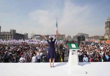 Ante 600 mil personas en el Zócalo, presidenta Claudia Sheinbaum sostiene: México avanza con dignidad, con justicia, con unidad y con la fuerza invencible de su pueblo