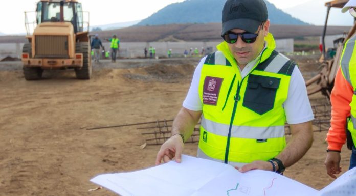 Comunidades de 39 municipios ejecutarán más de 2 mil mdp en caminos artesanales: Rogelio Zarazúa