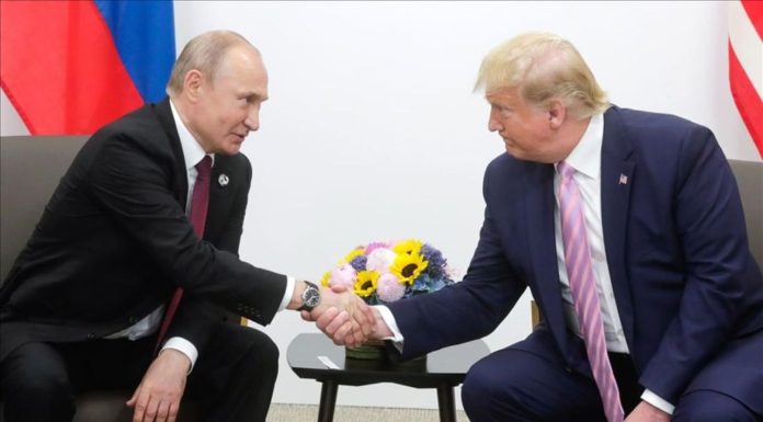 Trump dice que tuvo una llamada “muy productiva” con Putin antes de reunirse con Zelensky