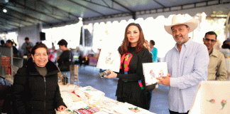 Julio Arreola impulsa la artesanía y economía pátzcuarense