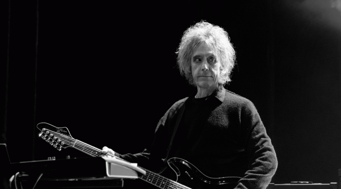 Muere Perry Bamonte, guitarrista y tecladista clave de The Cure, a los 65 años