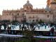 Ya se registran accidentes en la pista de hielo en el centro de Morelia