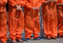 EE. UU. entrega a México a 14 prisioneros para cumplir el resto de sus condenas