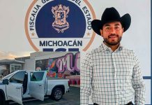 Roban rifle AR-15 y otros objetos de la camioneta del alcalde de Los Reyes, en Morelia