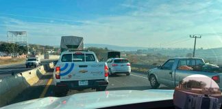 Se registra choque entre 2 vehículos en la Morelia-Salamanca