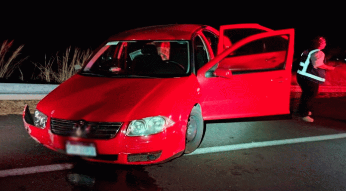 Accidente en la autopista Siglo XXI deja dos lesionados leves en Arteaga