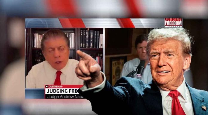 Tucker Carlson afirma que Trump anunciaría una guerra contra Venezuela en discurso nocturno| Video