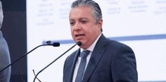 Trabajadores de la UMSNH reciben sus sueldos, aguinaldos y prestaciones: Luis Navarro