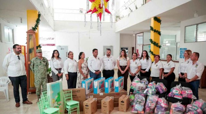 Gobierno del Estado refuerza respaldo a Coahuayana con acciones de atención y apoyo comunitario