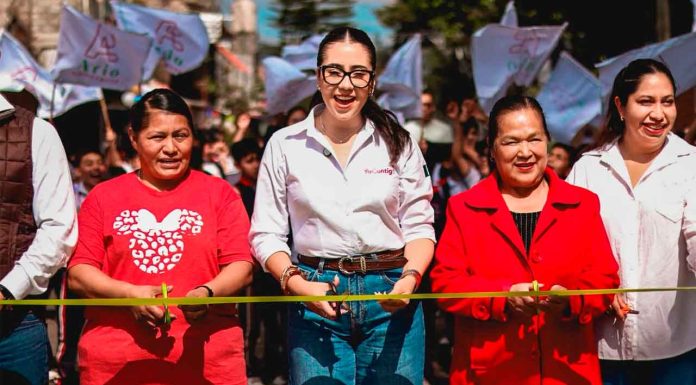 Gobierno de Ario entrega obra de pavimentación en la colonia obrera