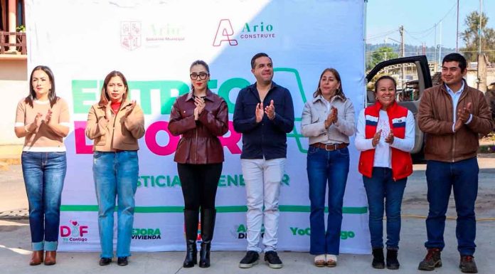 Inaugura Yohana Mendoza nueva obra de pavimentación integral en Ario