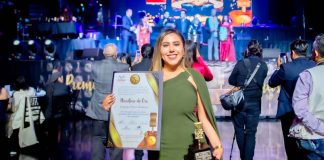 Dayana Pérez Mendoza recibe el Micrófono de Oro Invierno 2025 por su trayectoria y labor social