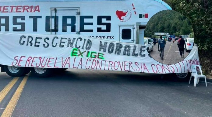 Comuneros de Crescencio Morales detienen el paso en la Zitácuaro-Toluca