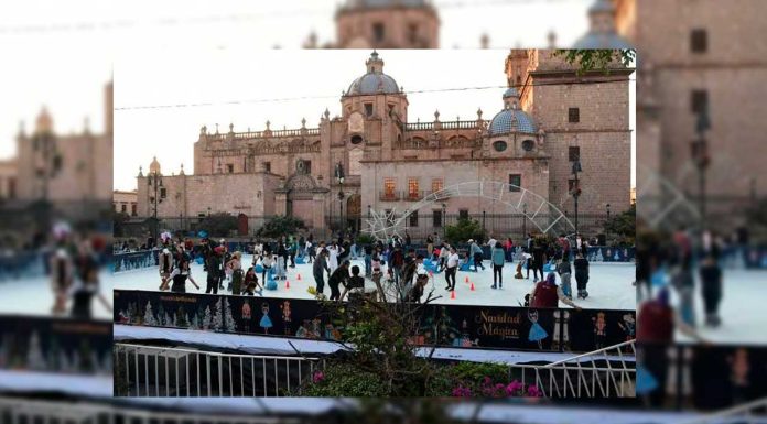 Pista de hielo en el centro de Morelia operará hasta las 2 de la tarde este miércoles