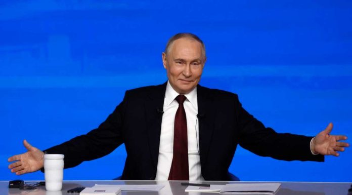 Rusia denuncia ataque masivo con drones contra residencia de Vladimir Putin
