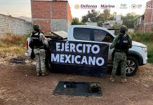 Detienen a cinco personas y aseguran cerca de un centenar de cartuchos en Michoacán