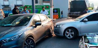 Mujer es atropellada por auto que fue embestido por un camión, en Zamora