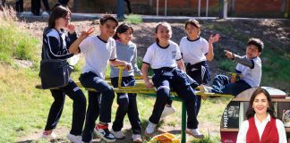 Federación prioriza apoyo universal a primaria con la Beca Rita Cetina: Gabriela Molina