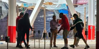 A tres años del incendio, locatarios regresan a sus negocios