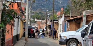 Hombre es 4s3s1n4d0 dentro de un domicilio en Capula