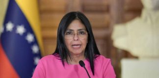 Delcy Rodríguez será presidenta encargada tras la captura de Maduro, militares venezolanos la apoyan