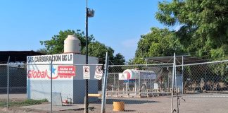 Menor resulta lesionado tras flamazo en gasera de Apatzingán