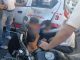 Motociclista resulta herido al cocar contra taxi, en Apatzingán