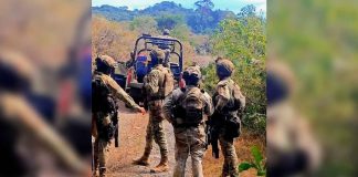 Hombre mu3r3 por estallido de explosivo improvisado, en Los Ocotes de Aquila