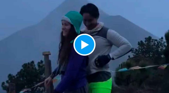 VIDEO // Erupción del volcán de Fuego enmarca propuesta de matrimonio