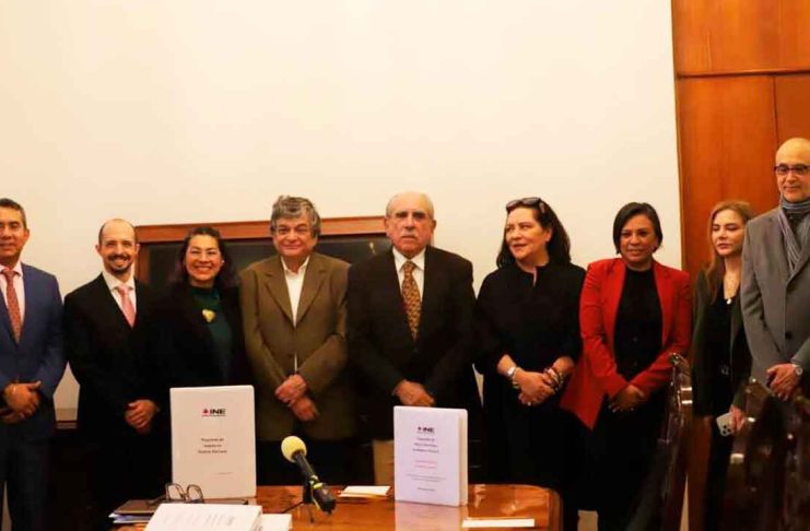 Comisión presidencial analiza propuestas del INE para reforma electoral