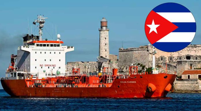 México detiene envío de petróleo a Cuba en medio de tensiones diplomáticas