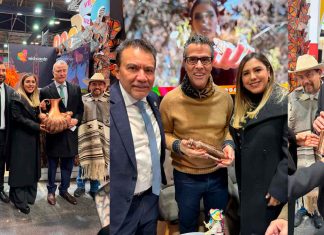 Santa Clara del Cobre enamora al mundo en FITUR 2026: Dayana Pérez Mendoza