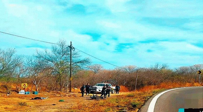 Motociclista derrapa y muere, en Tepalcatepec